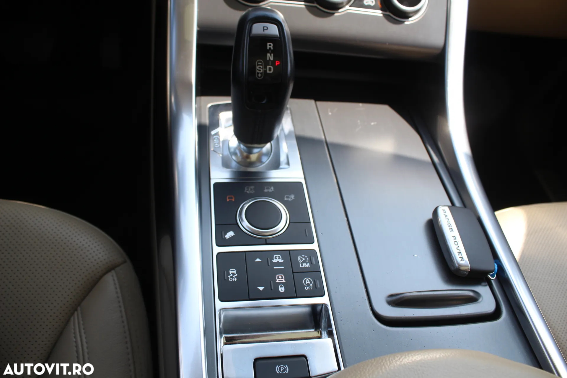 Land Rover Range Rover 3.0 I TDV6 Vogue - 8