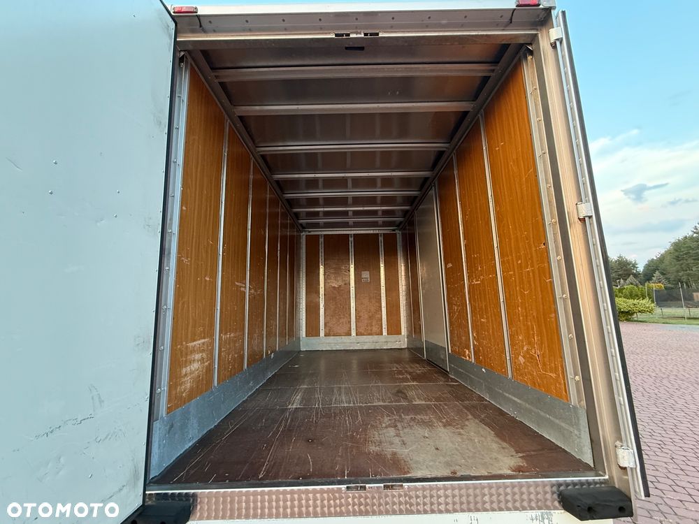 Iveco Daily 35C15 *3.0D* NOWY SILNIK* KONTENER 4.3M *NOWE KOŁA* KLIMA* TEMPOMAT* ZADBANY* - 20