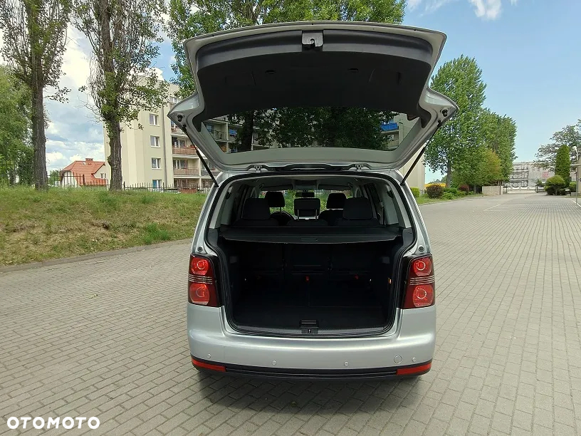 Volkswagen Touran 1.9 TDI United - 36