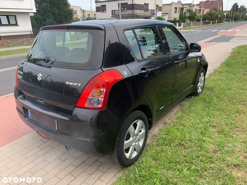 Suzuki Swift - 6