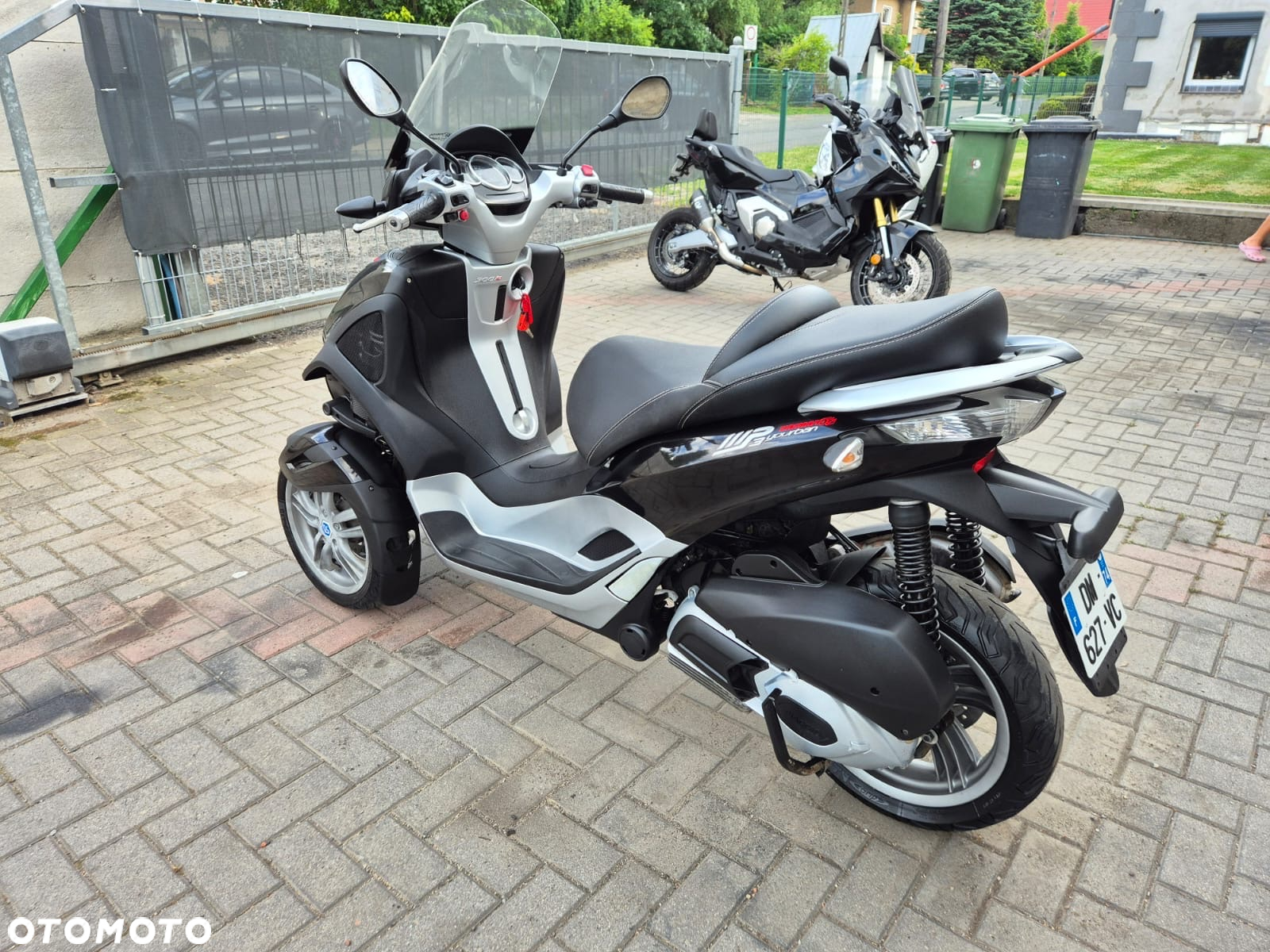Piaggio MP-3 - 7