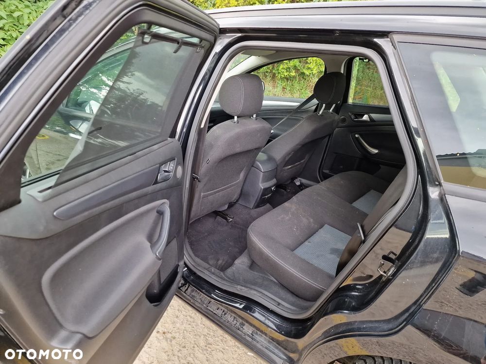 Ford Mondeo 2.2 TDCi Sport - 25