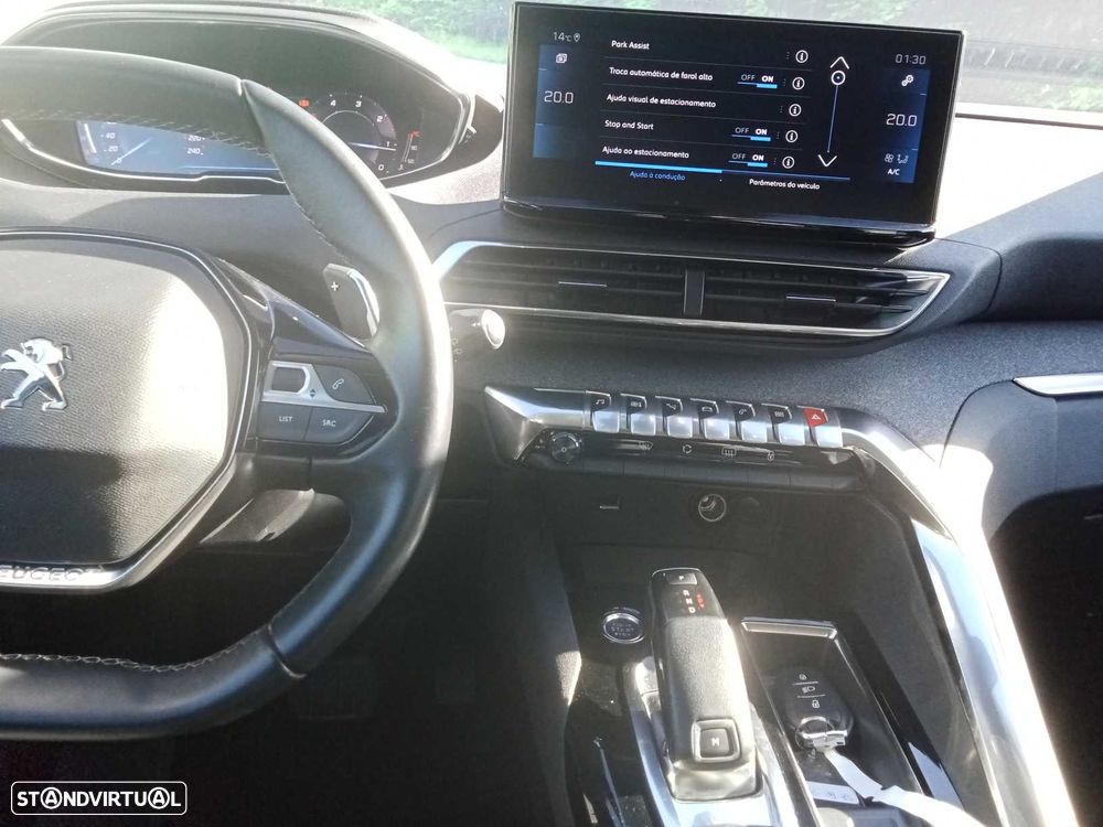 Peugeot 3008 1.5 BlueHDi Allure EAT8 - 15