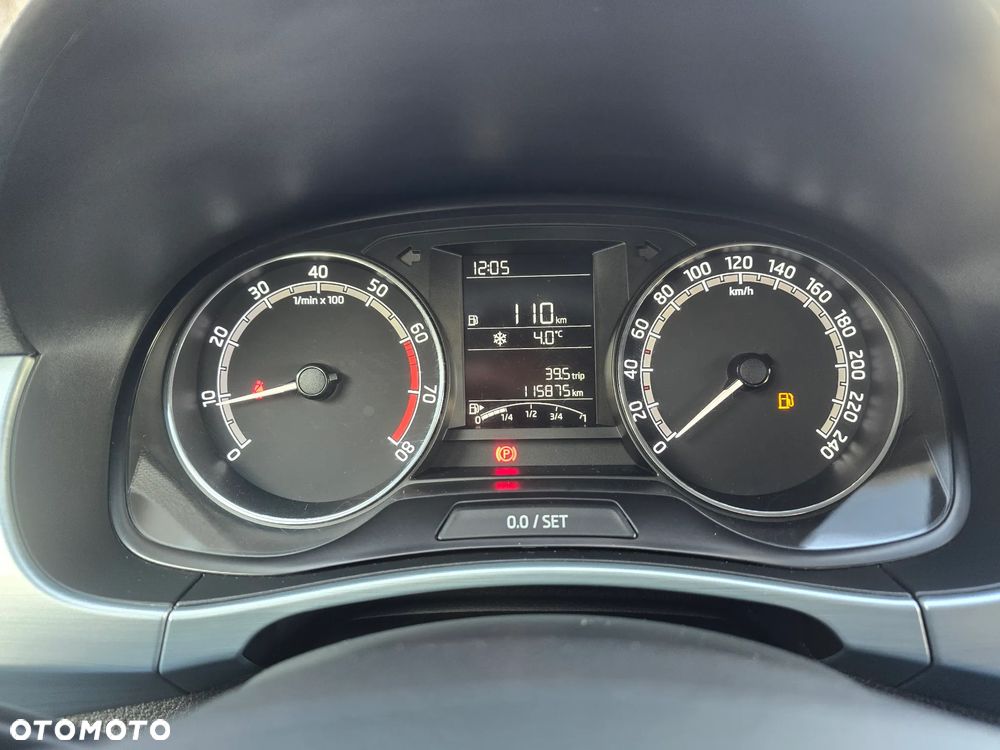 Skoda Fabia 1.0 Ambition - 8