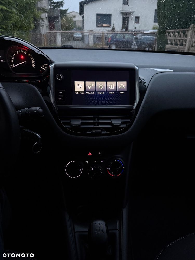 Peugeot 208 1.2 PureTech Active - 10