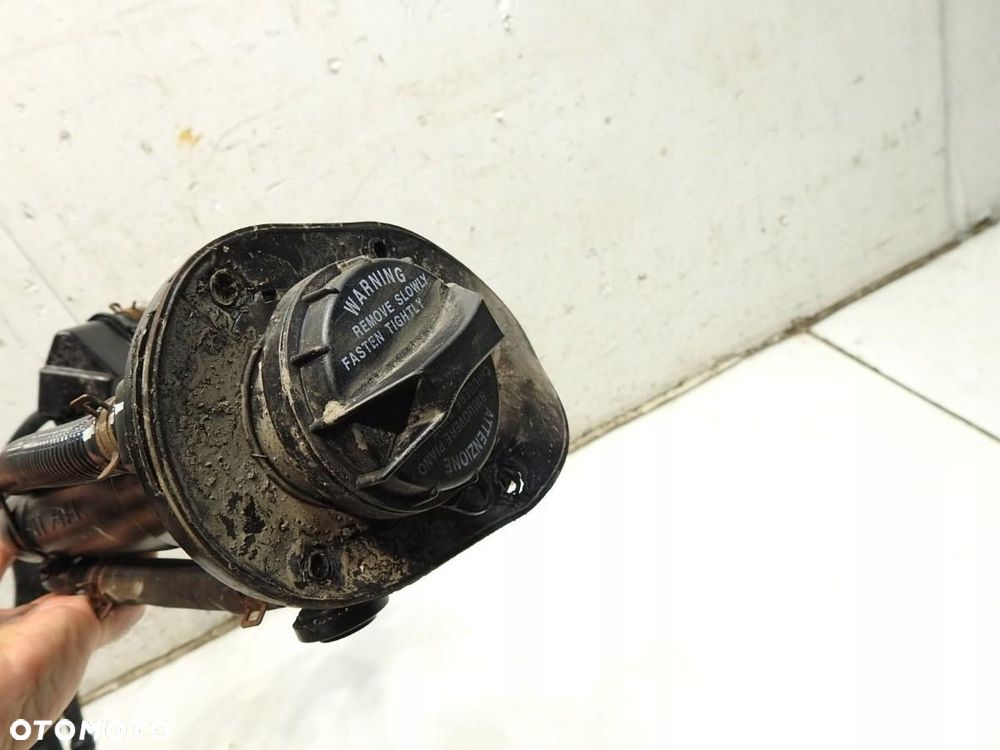 RURA WLEW PALIWA KOREK KIA CEED I KOMBI 1.6 GDI - 3