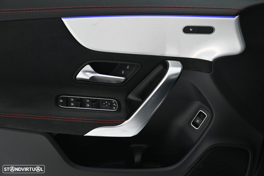 Mercedes-Benz CLA 200 d Shooting Brake AMG Line Aut. - 21