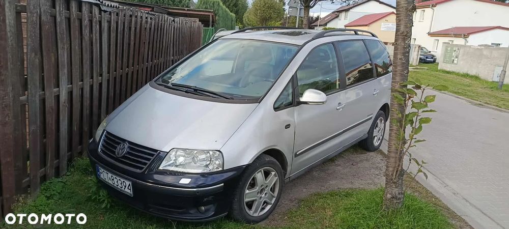 Volkswagen Sharan 2.0 TDI Basis - 17
