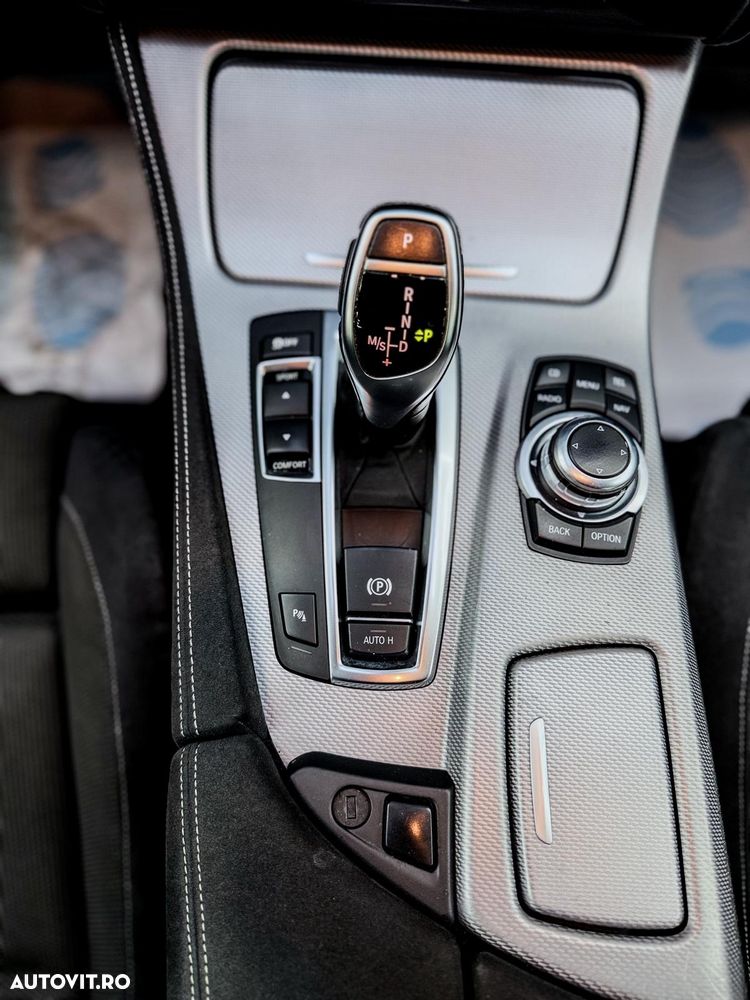 BMW Seria 5 525d Sport-Aut. - 22