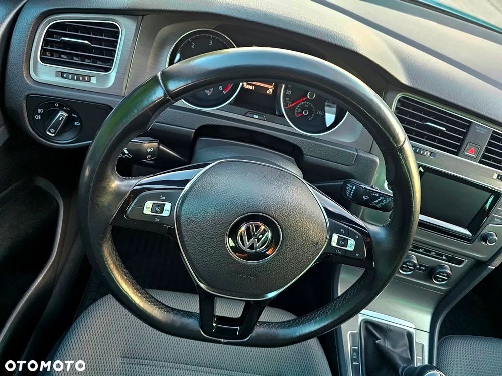 Volkswagen Golf 2.0 TDI (BlueMotion Technology) Highline - 25