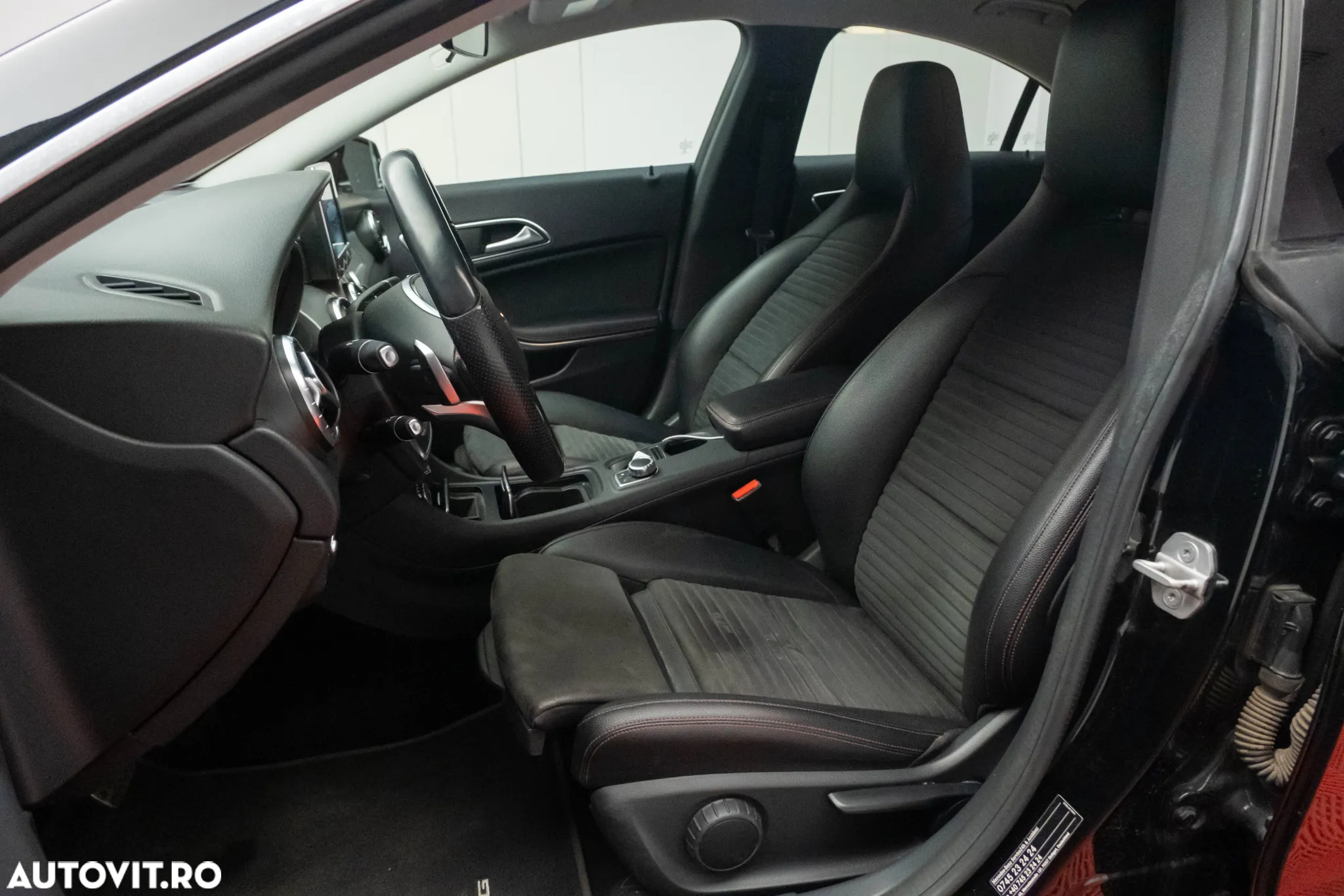 Mercedes-Benz CLA 200 d 4MATIC Aut. - 9