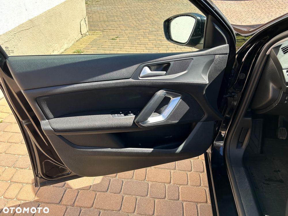Peugeot 308 1.6 BlueHDi Business Line S&S - 23