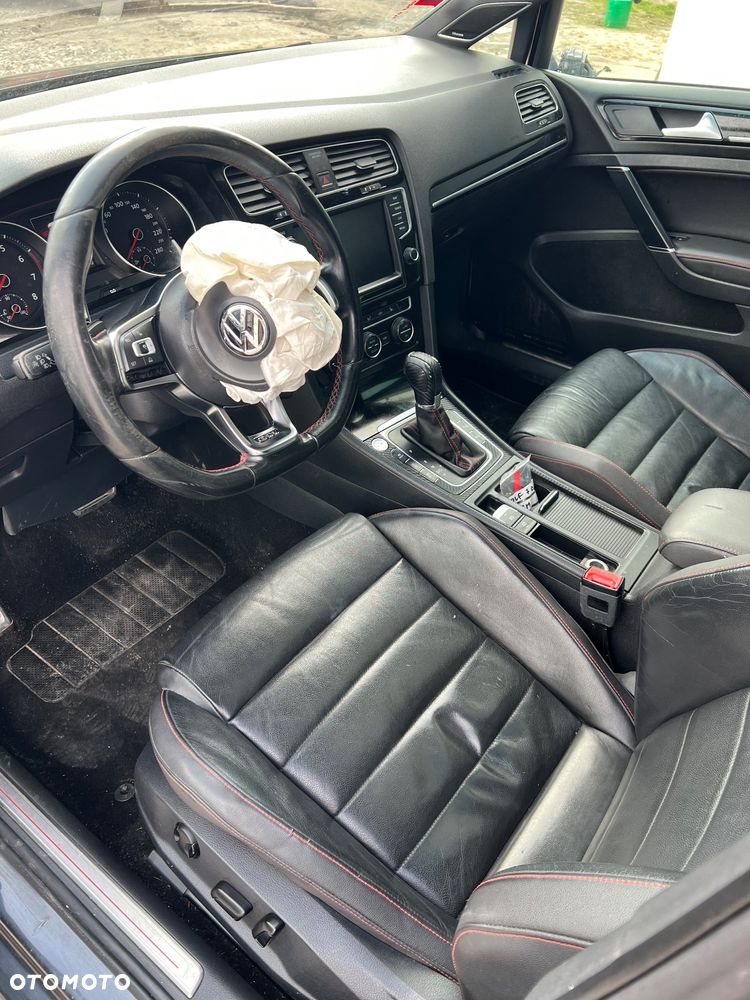 Volkswagen Golf GTI Performance BlueMotion Technology DSG - 13