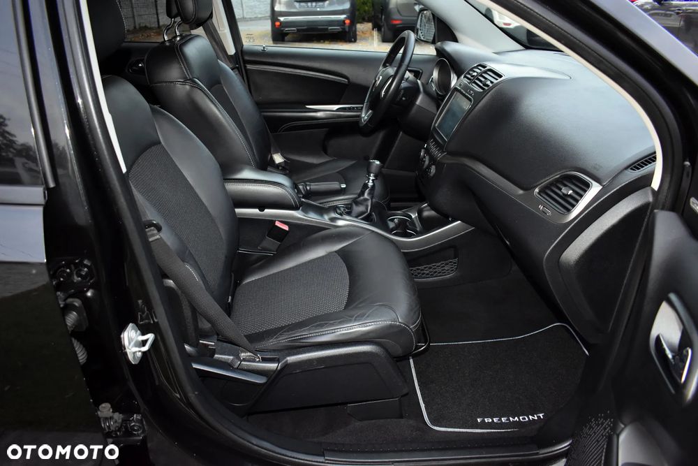 Fiat Freemont 2.0 Multijet 16V DPF Cross - 32