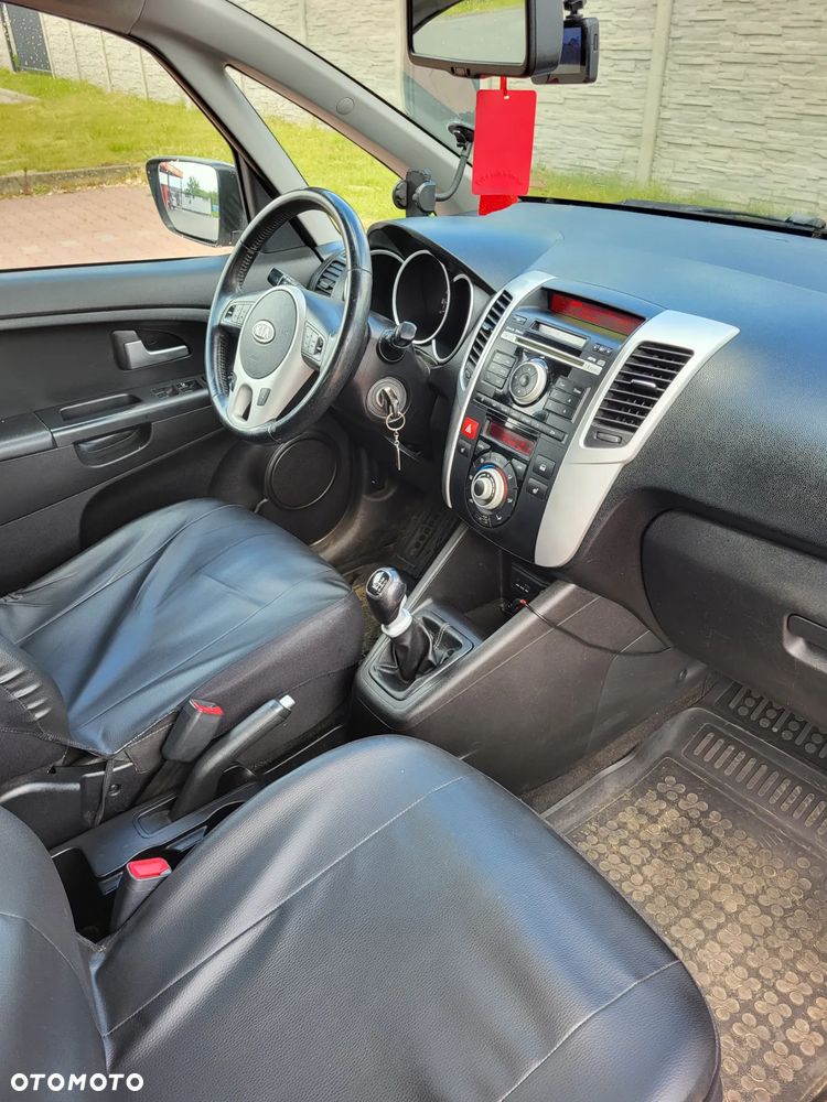 Kia Venga - 3