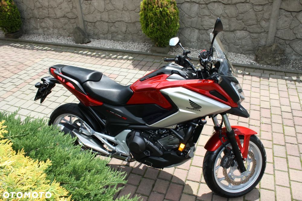 Honda NC - 15