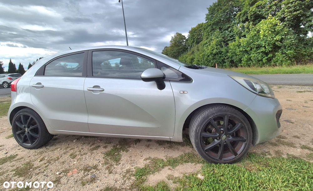 Kia Rio 1.1 CRDI Attract - 5