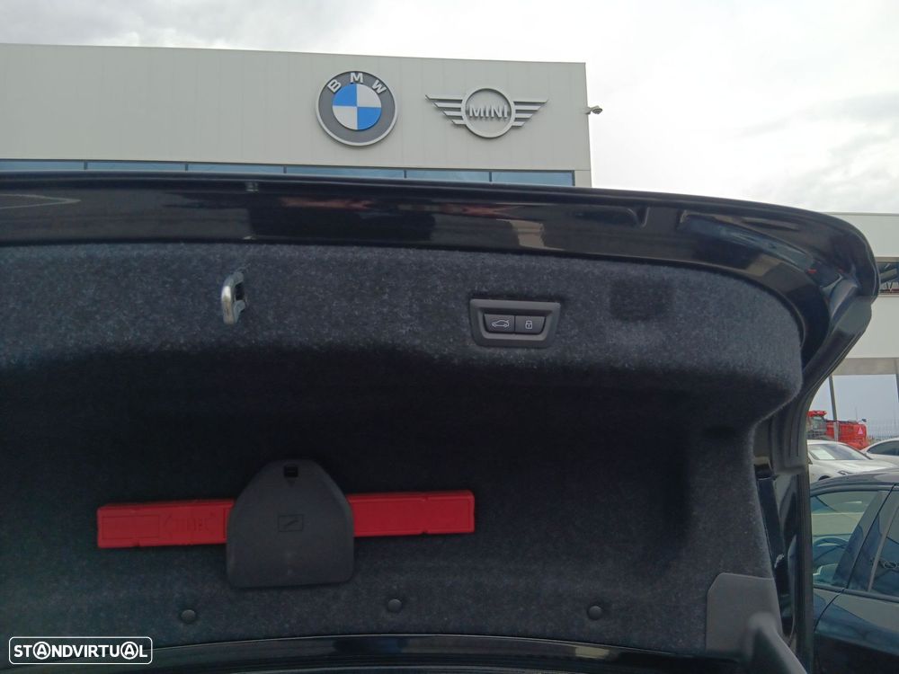 BMW 530 e Pack Desportivo M - 22