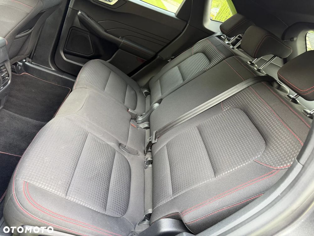 Ford Kuga 2.5 Duratec PHEV ST-LINE X - 31