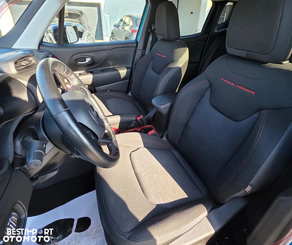 Jeep Renegade - 13
