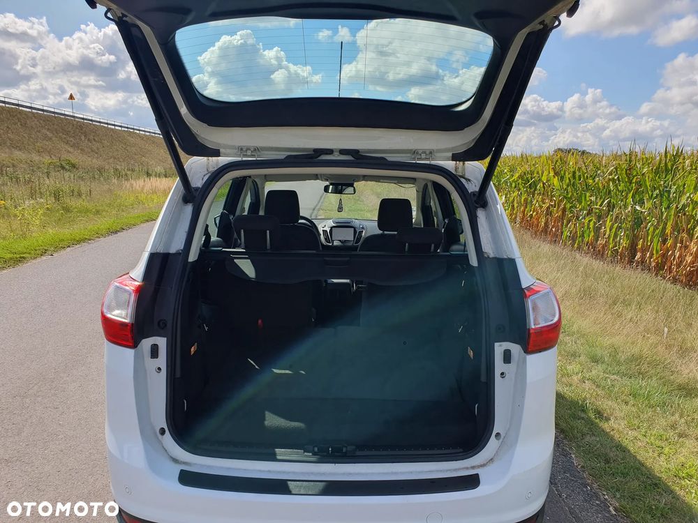 Ford Grand C-MAX - 14