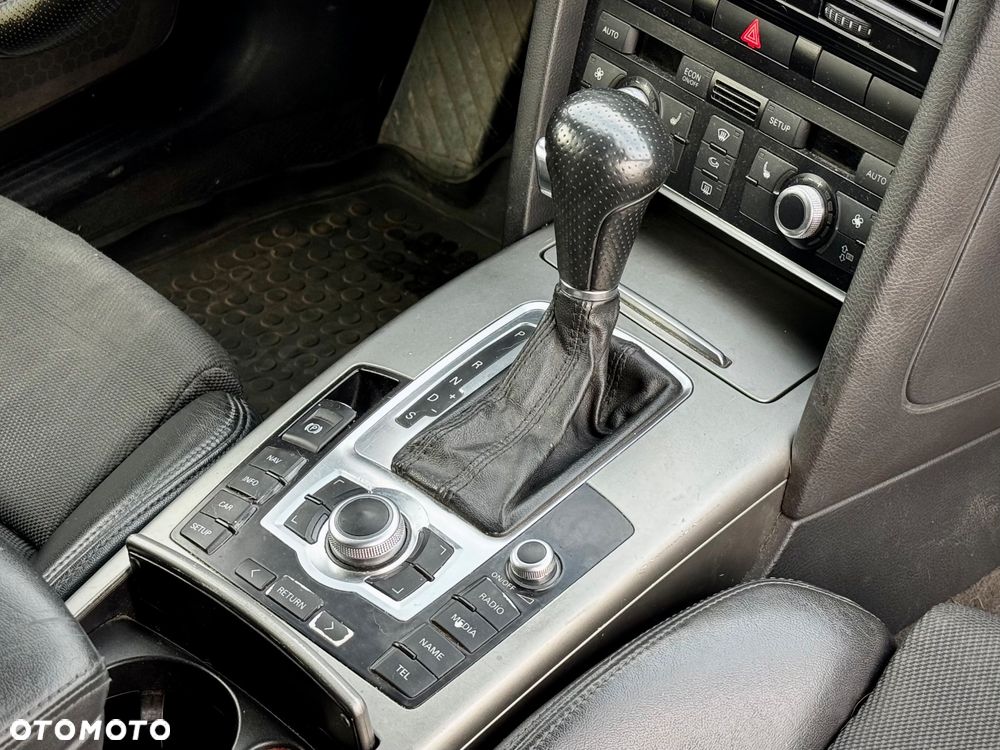 Audi A6 Allroad - 18