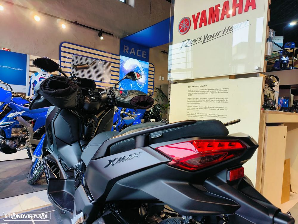 Yamaha X-Max TechMax+ - 9