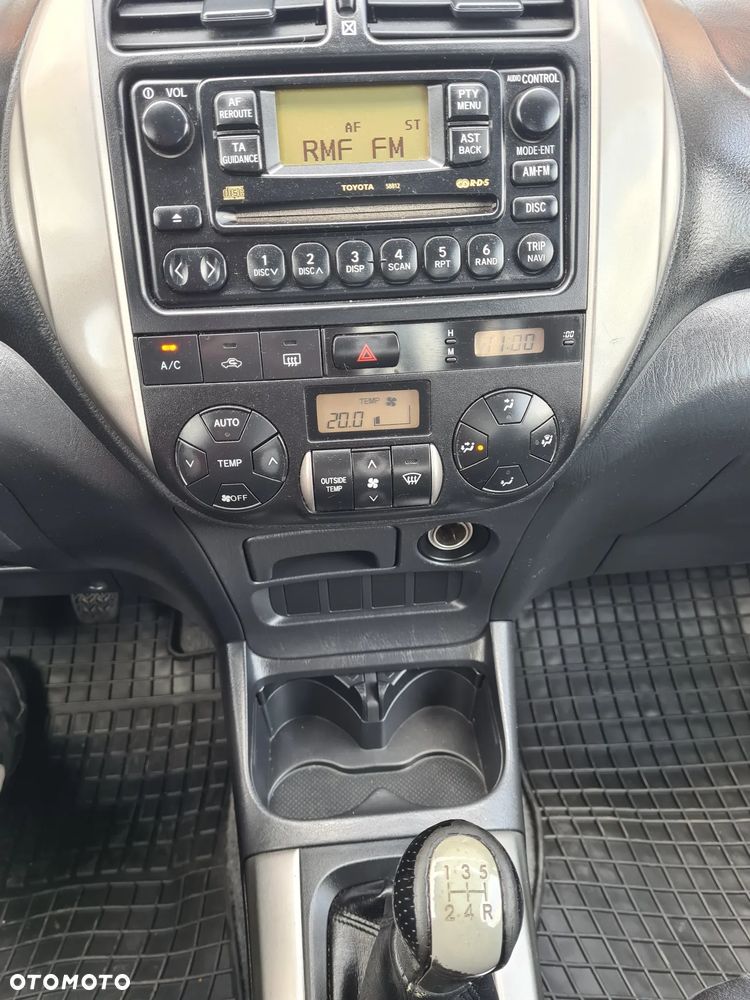 Toyota RAV4 D-4D 4x4 Edition - 10