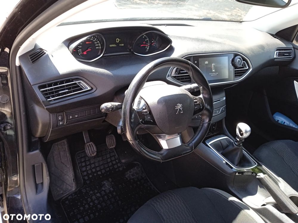 Peugeot 308 PureTech 130 Stop & Start Allure - 12