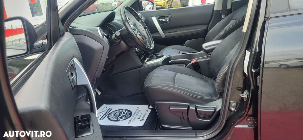 Nissan Qashqai 1.6 Visia - 12