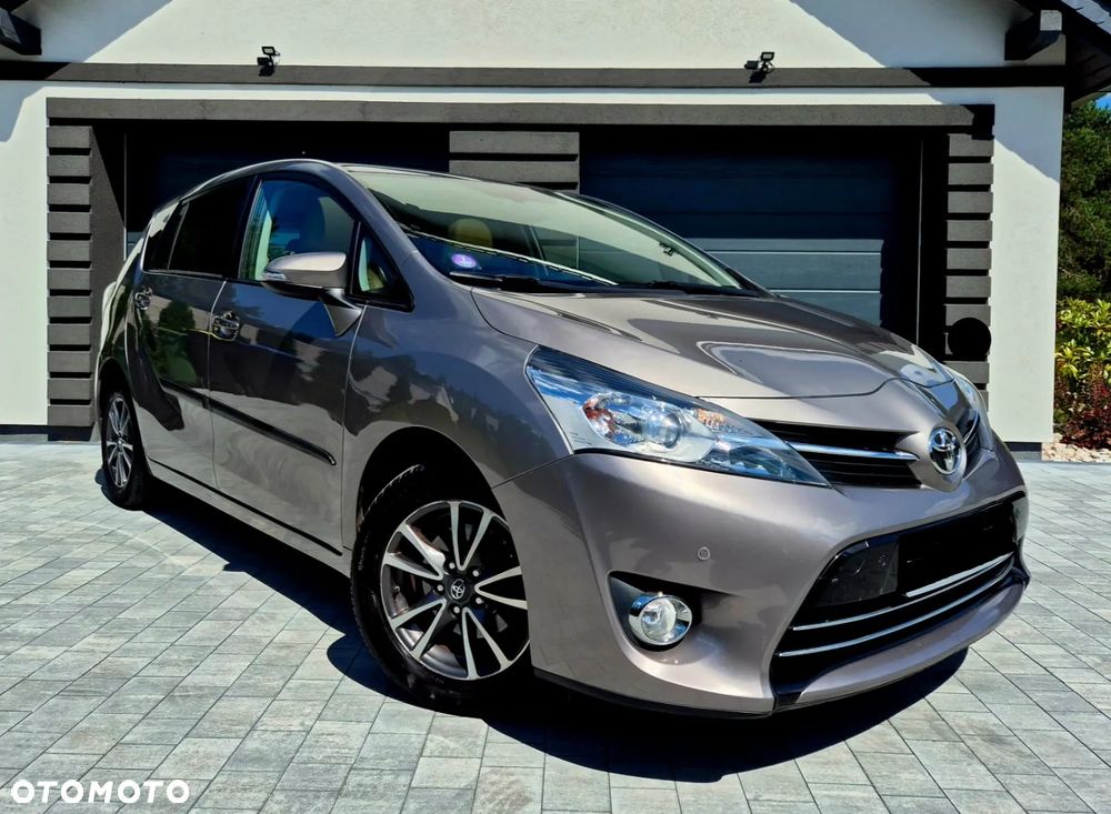 Toyota Verso 1.6 5-Sitzer Comfort - 1