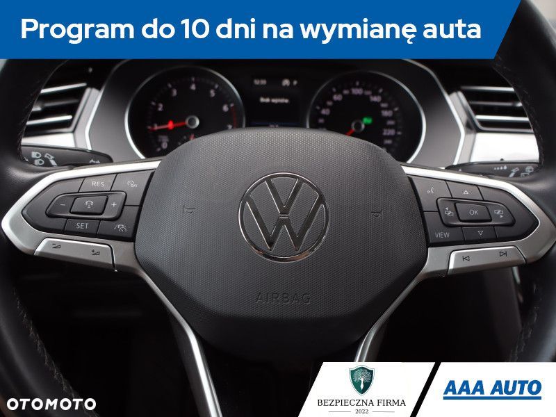 Volkswagen Passat Variant - 20