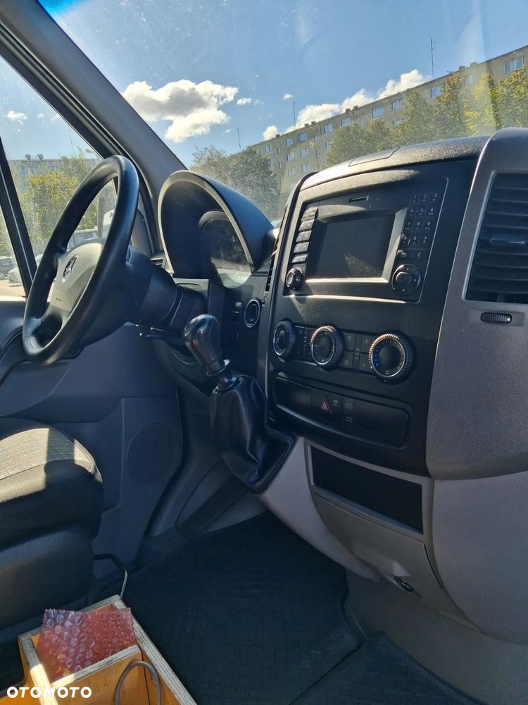Mercedes-Benz Sprinter - 5