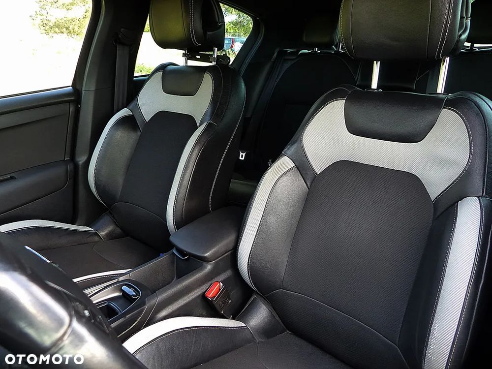 Citroën DS4 1.6 HDi SoChic - 19