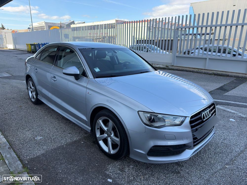 Audi A3 Limousine 1.6 TDI S-line - 2