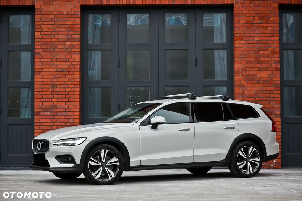 Volvo V60 Cross Country D4 AWD Geartronic Pro - 9