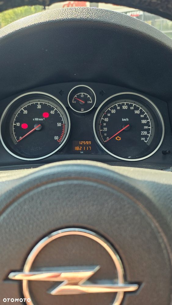 Opel Astra 1.3 CDTI Cosmo - 10