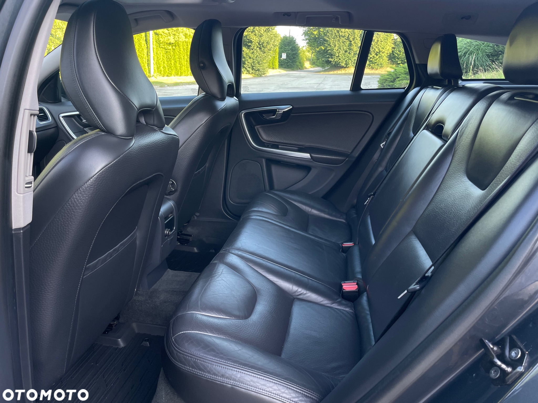 Volvo V60 D3 Geartronic Summum - 10