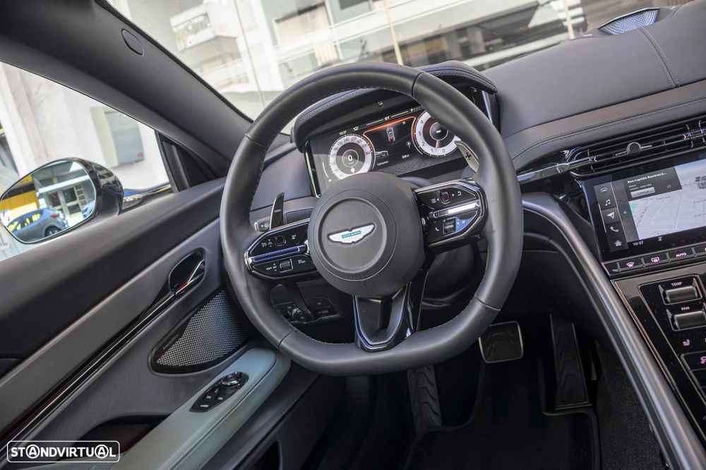Aston Martin DB12 Coupé V8 - 15