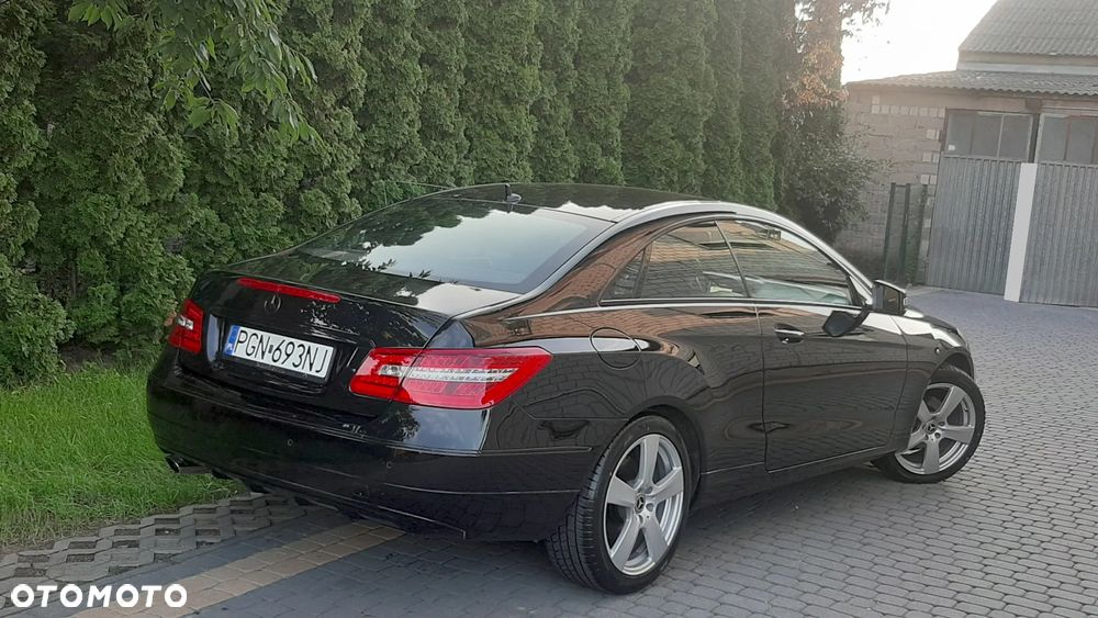 Mercedes-Benz Klasa E 200 BlueEFFICIENCY 7G-TRONIC Avantgarde - 5