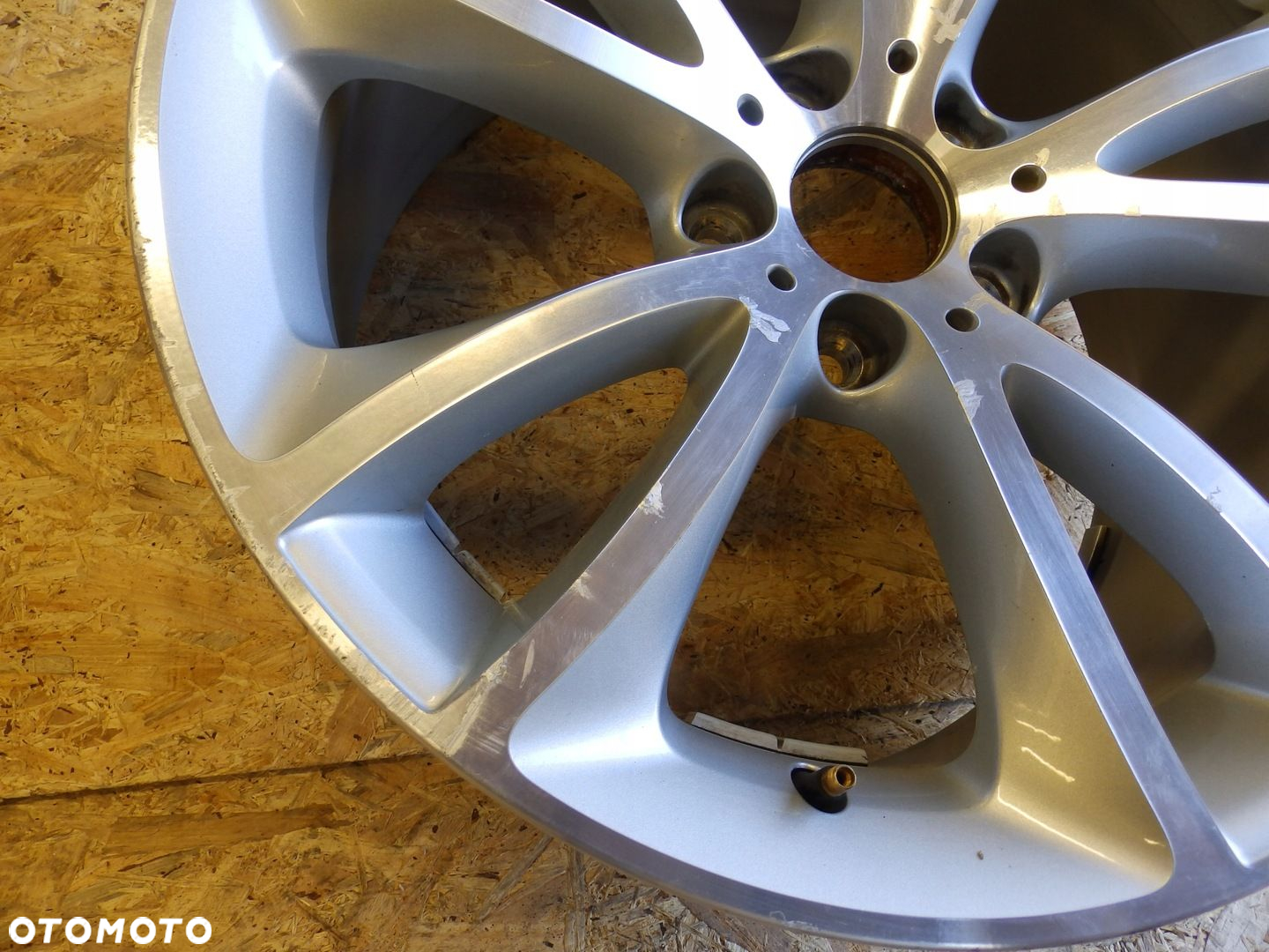 FELGA BMW F06 9Jx19EH2 IS44 ET44 5x120 - 5