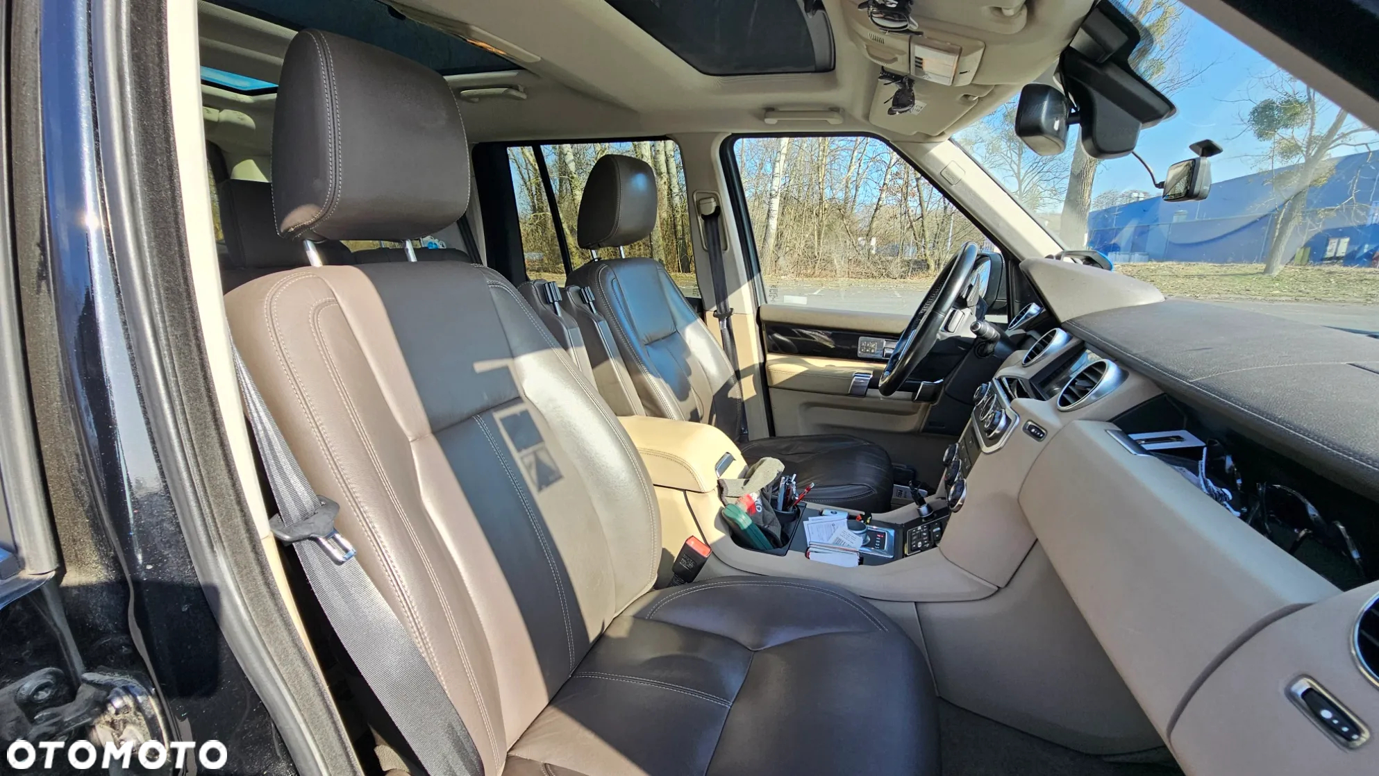 Land Rover Discovery IV 3.0 SD V6 HSE - 9