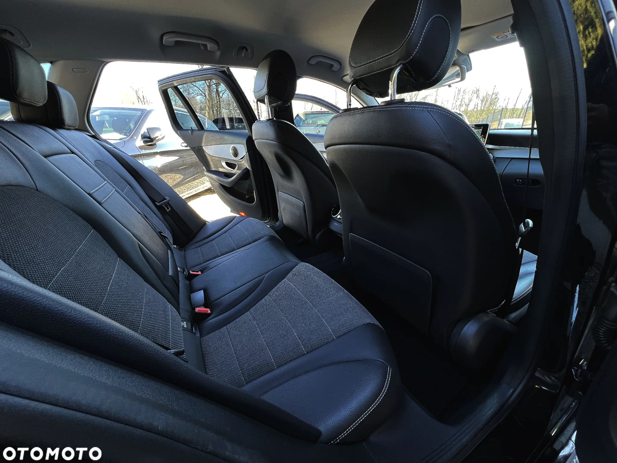 Mercedes-Benz Klasa C 200 7G-TRONIC - 18