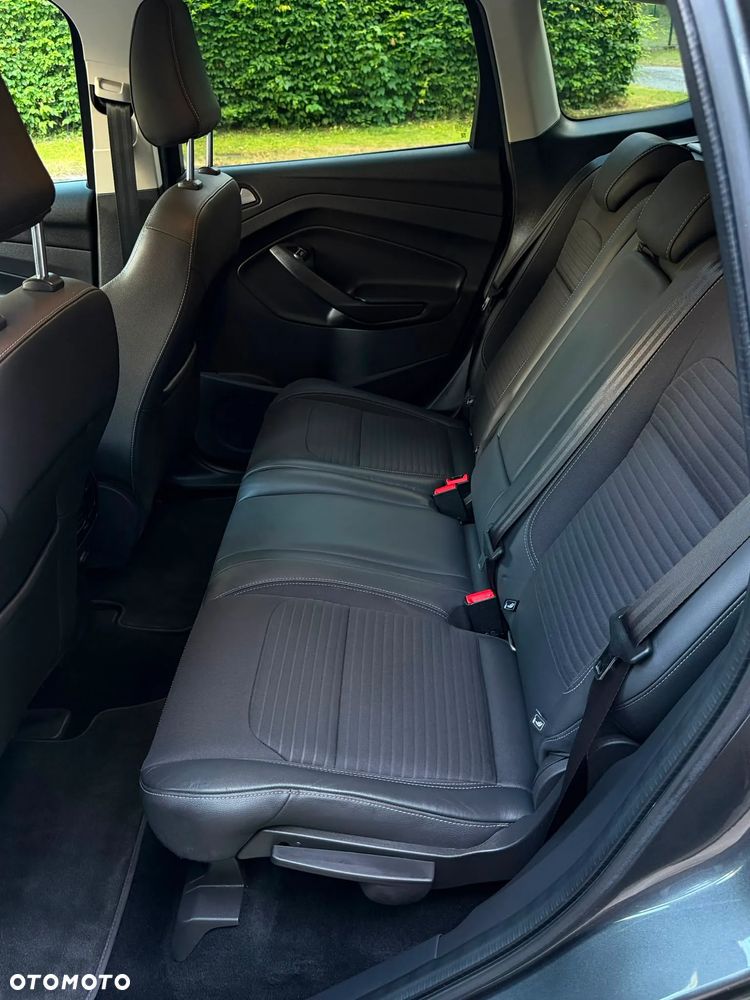 Ford Kuga 2.0 TDCi 4x4 Titanium - 19