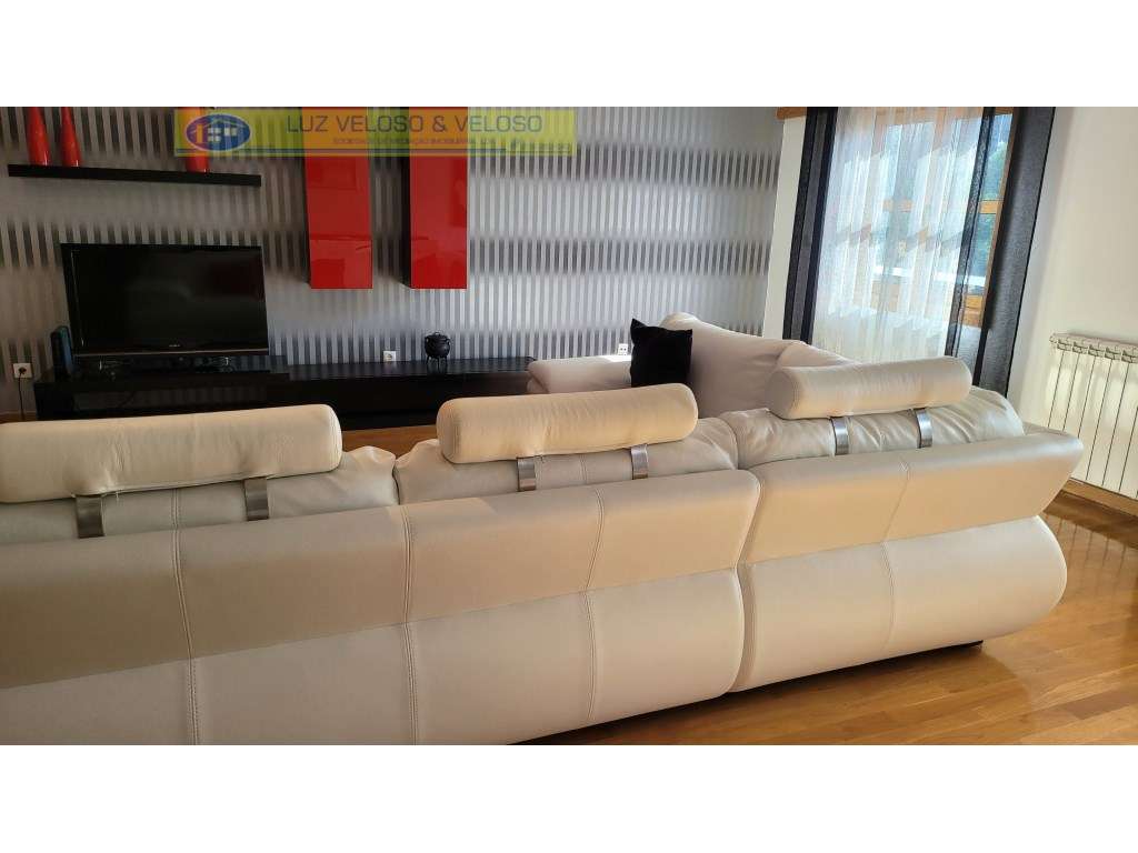 T1 com boas áreas, 2 lugares de parqueamento e arrecadação - Grande imagem: 3/60