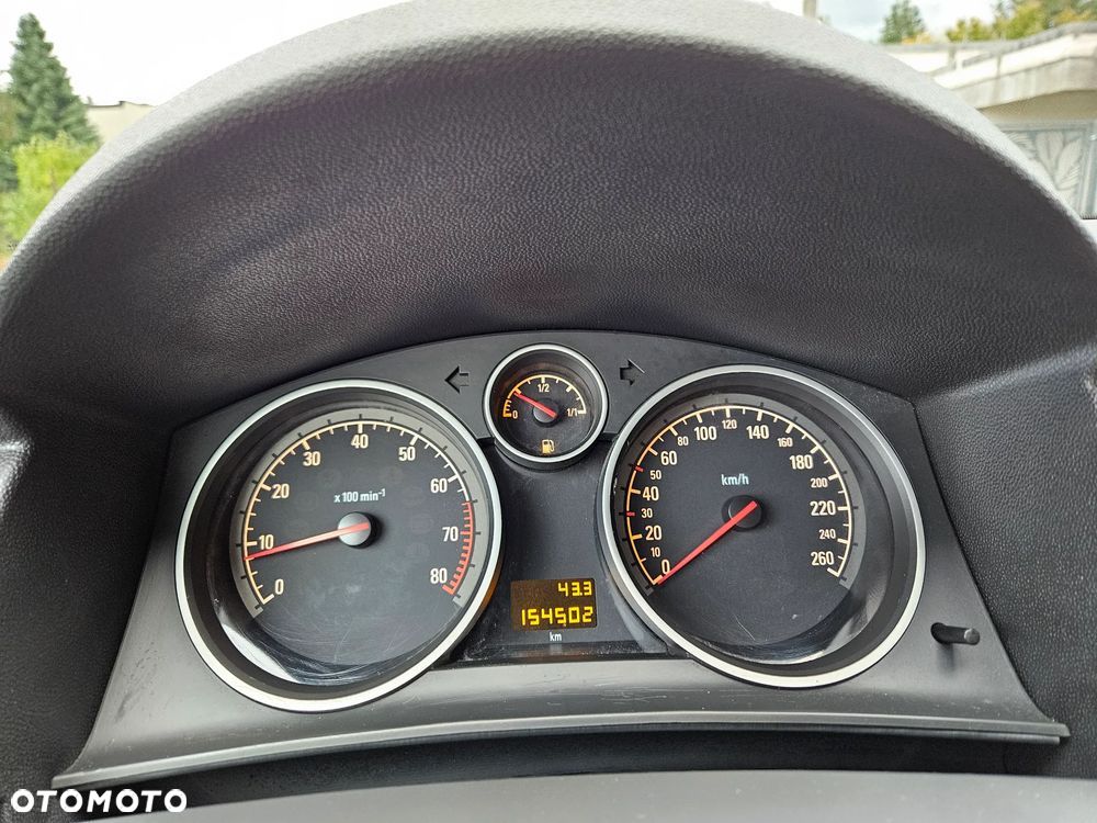Opel Astra 1.6 Cosmo - 32
