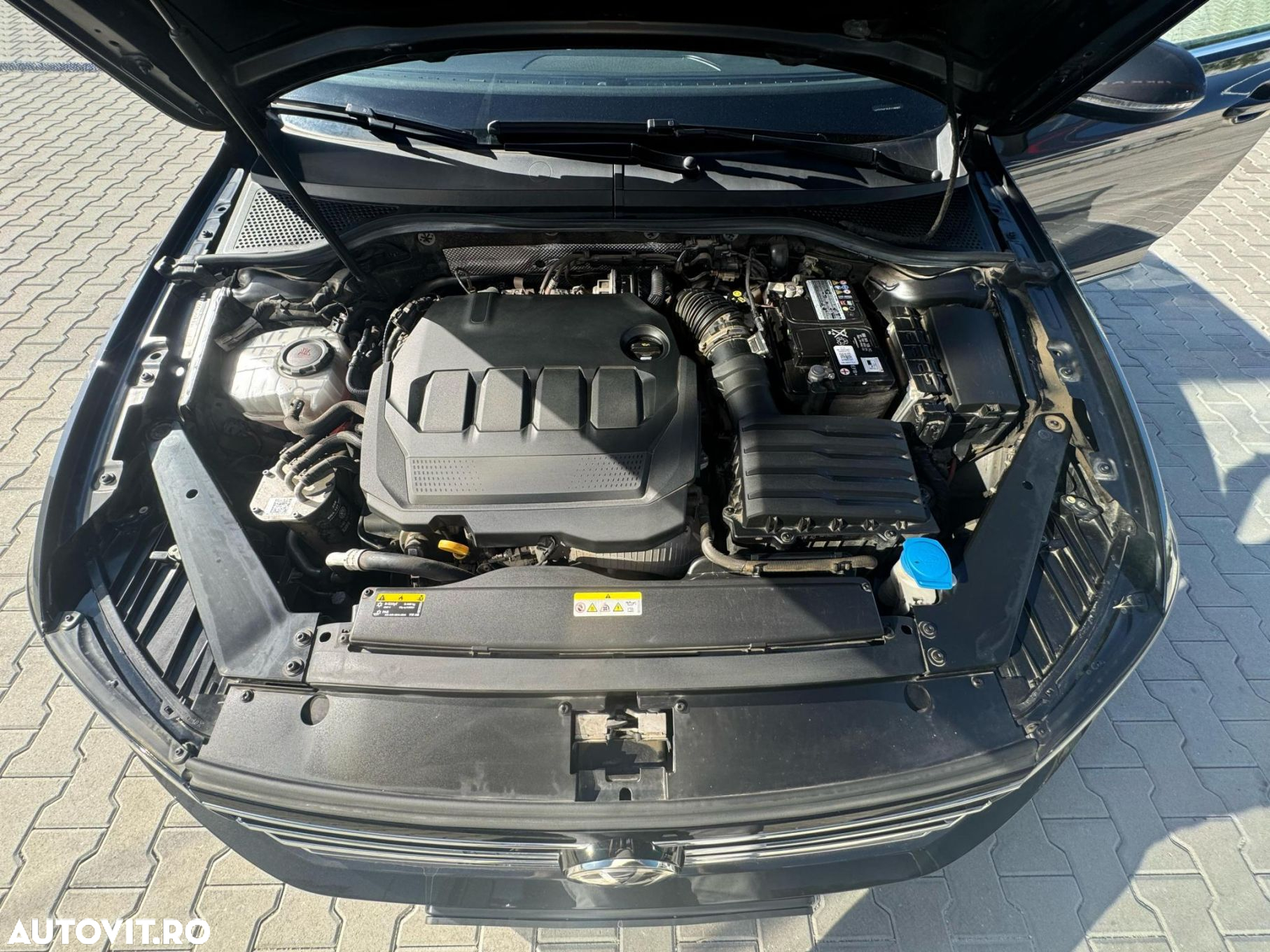Volkswagen Passat 2.0 TDI DSG Highline - 37