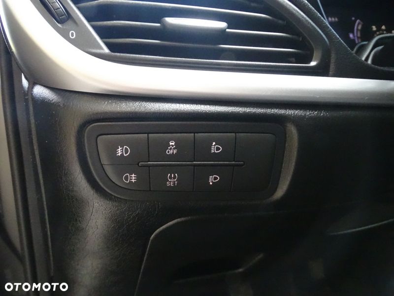 Fiat Tipo 1.4 T-Jet 16v Lounge EU6d - 31