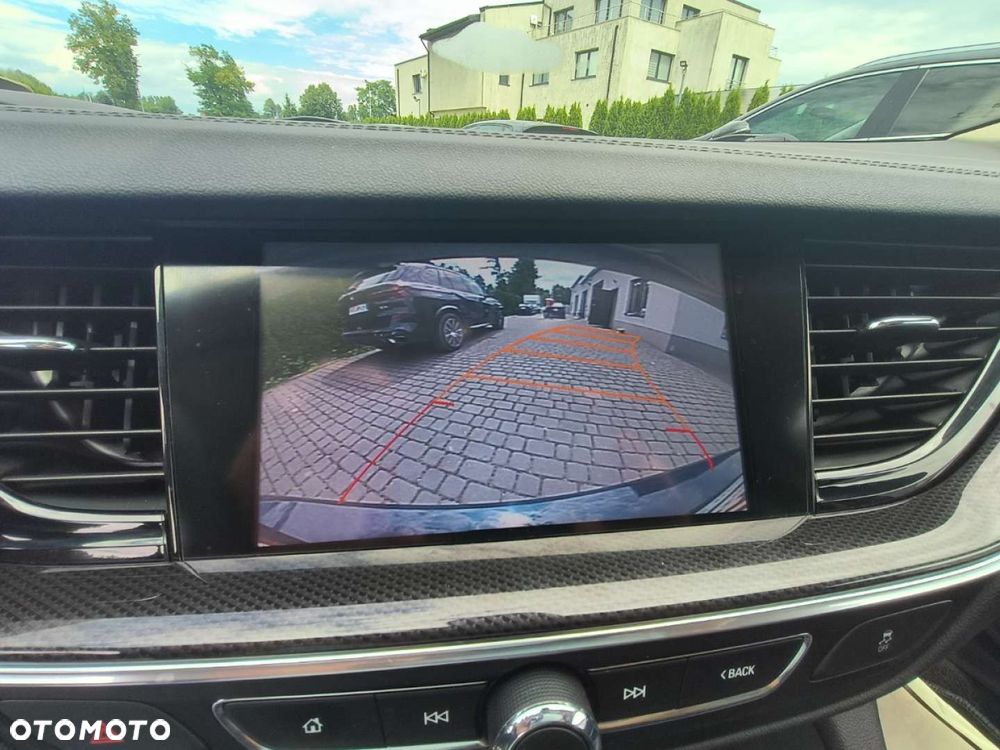 Opel Insignia - 11