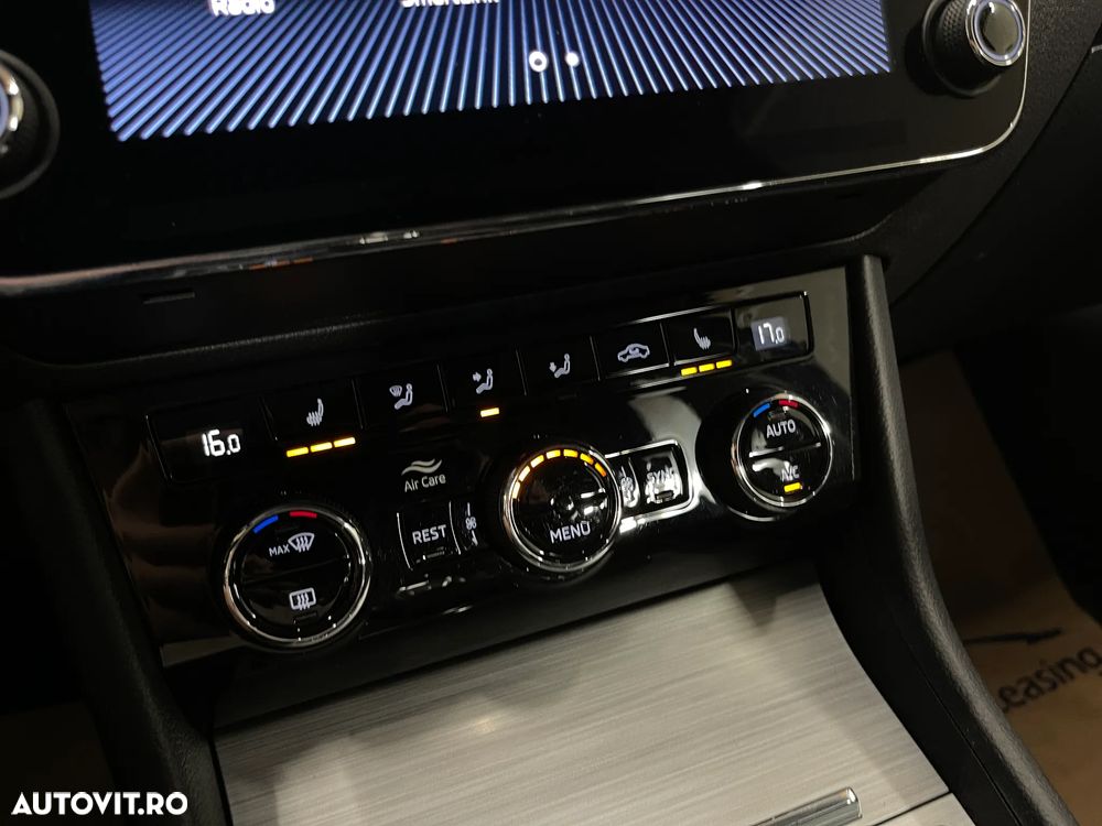 Skoda Superb 2.0 TDI DSG Ambition - 19